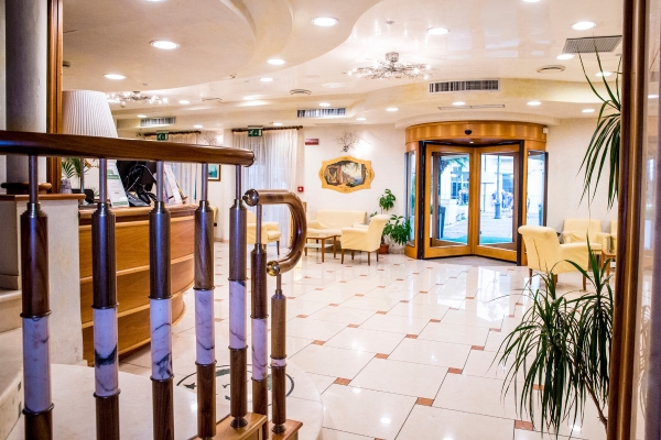 Victoria Grand Hotel